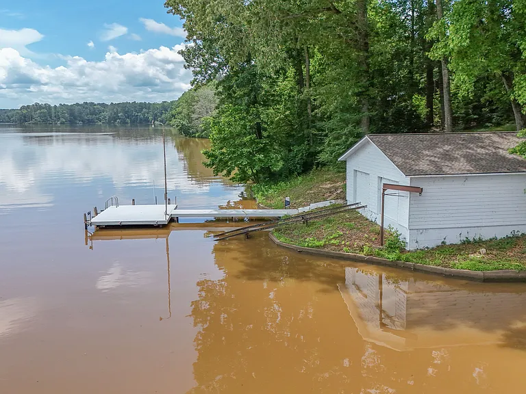 212 Southland Dr — Photo 84
