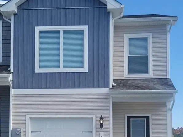 26 Paddington St, Falling Waters, WV 25419