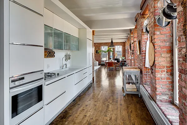 Rented by Stribling | media 10