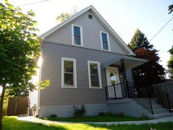 3169 S Griffin Ave, Milwaukee, WI 53207