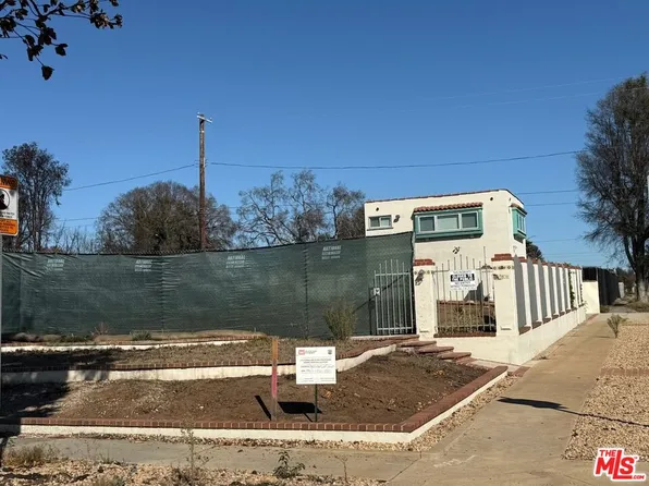 900 Hartzell St, Pacific Palisades, CA 90272