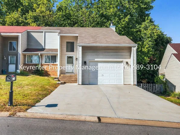 60 Lost Dutchman Dr, Saint Peters, MO 63376