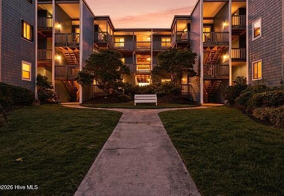 2nd image of 2210 New River Inlet Road Unit 252