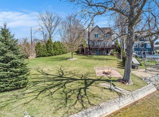 291 Waffle Dr, Coldwater, MI 49036
