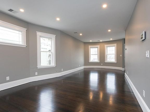 5th image of 123 King St #3