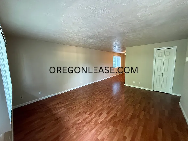 1425 W 8th Ave #5 — Photo 9