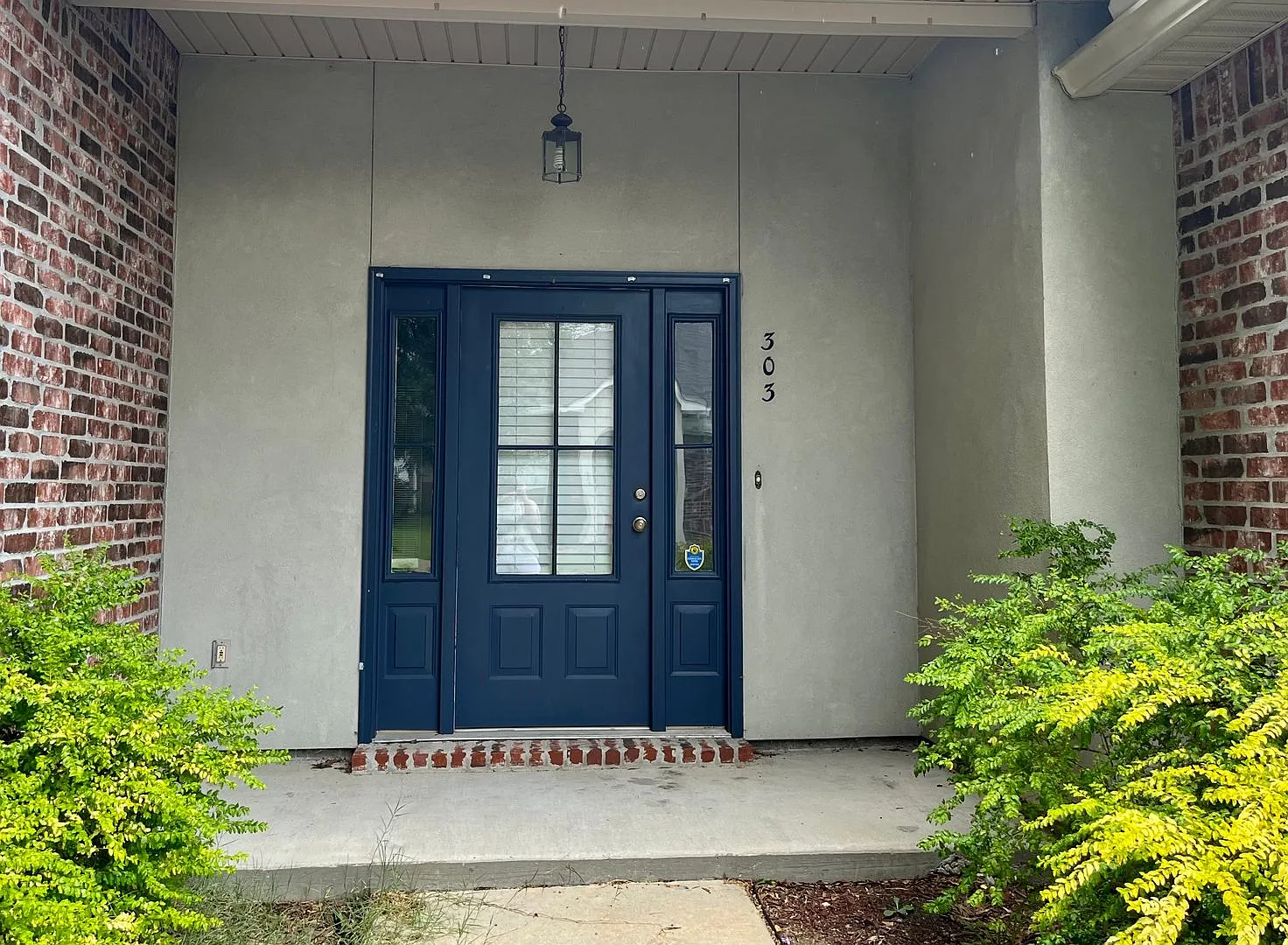 Beautiful home off Burbank Ready for you — Photo 4
