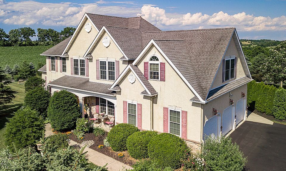 1st image of 4439 W Wyndemere Cir