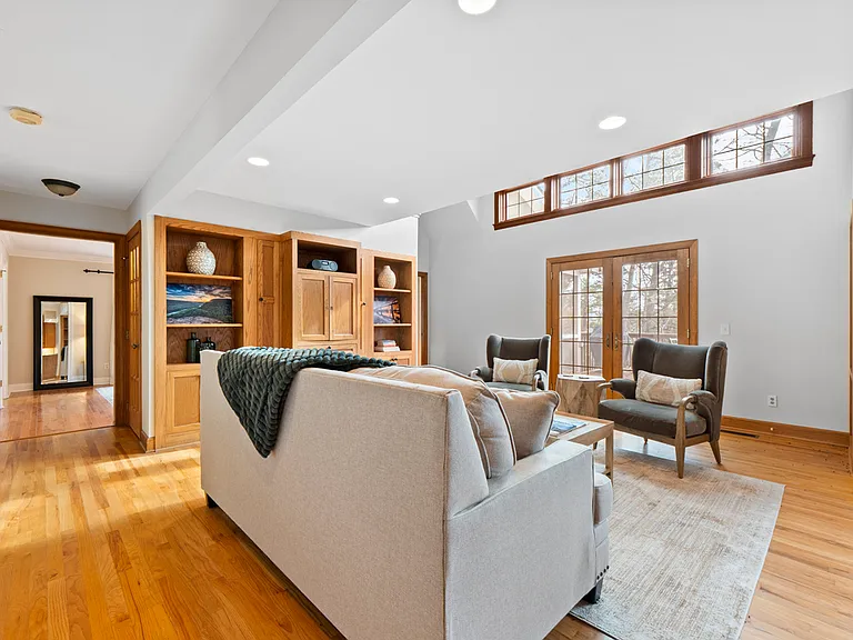 1464 Palisades Rd — Photo 6