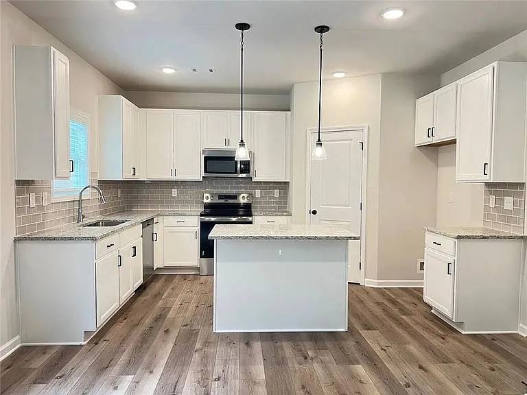 274 Fox Creek Dr — Photo 4