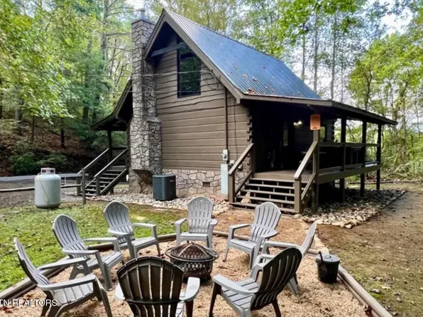 1060 Sunrise Blvd, Pigeon Forge, TN 37862
