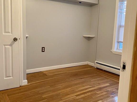 5th image of 354 Revere St #1