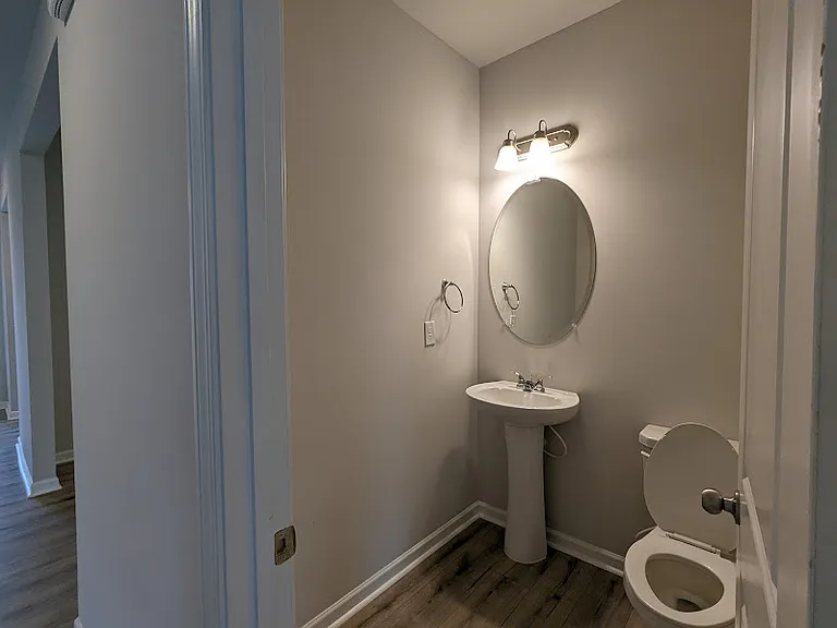 241 Clark Lake Ln — Photo 17
