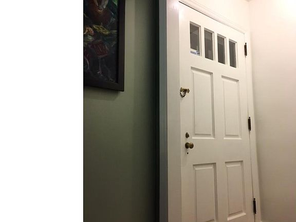5th image of 1107 Grandview Ave