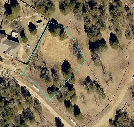 2nd image of 173 Grist Mill Rd