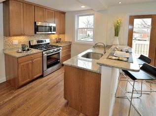 209 Wesmond Dr, Alexandria, VA 22305