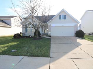 1736 Westlake Cir, Pacific, MO 63069