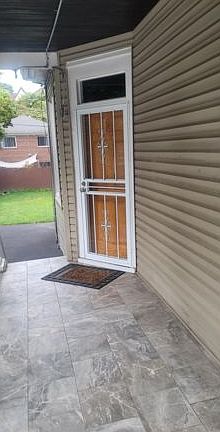 2nd image of 26 S 14th Ave Floor 1