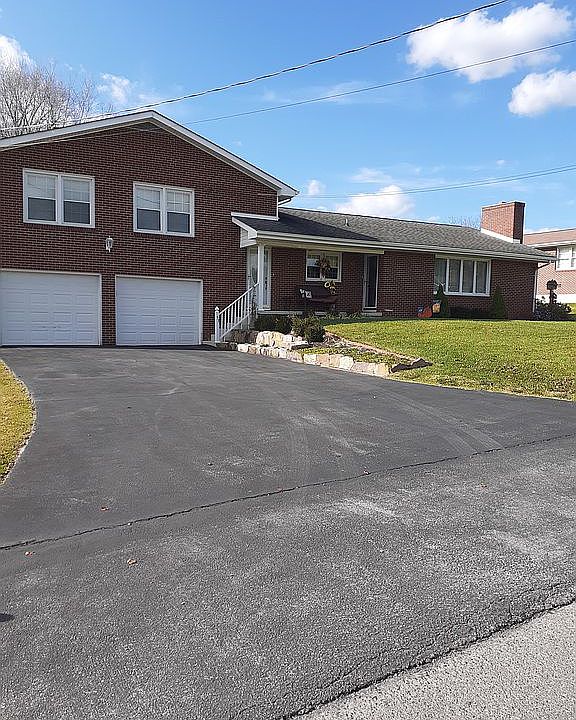 53 Ballard Ave, Peterstown, WV 24963 Zillow