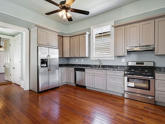 5th image of 2311 Laharpe St