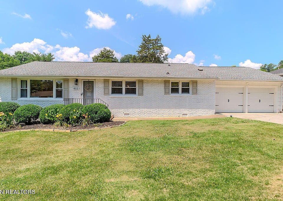 1st image of 4031 Longwood Dr