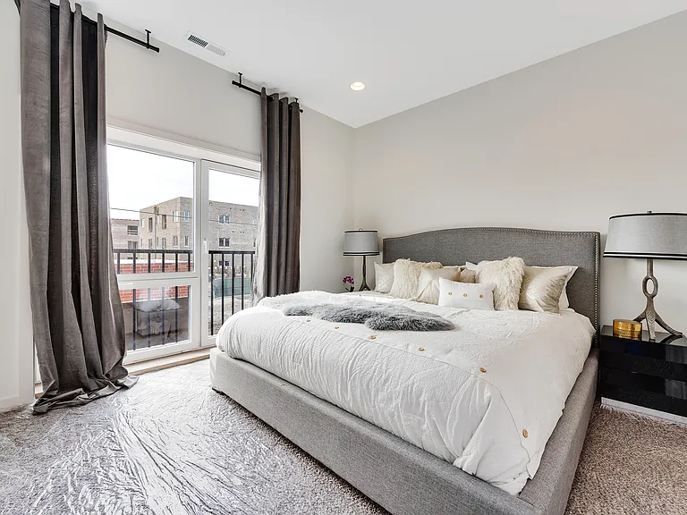 North Oak Lofts — Photo 13