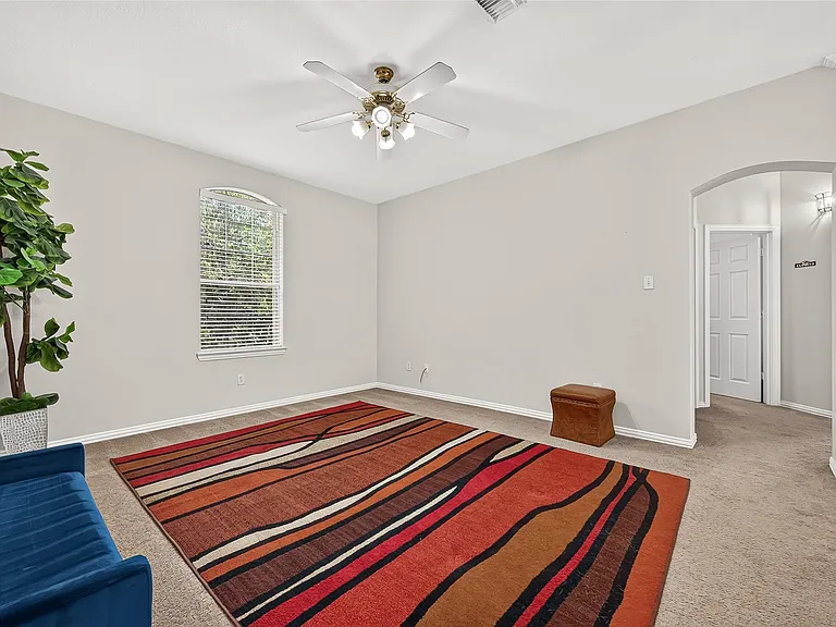 214 Kentwood Ridge Ct — Photo 31