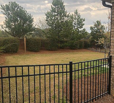 3rd image of 3501 Bentwinds Bluffs Ln