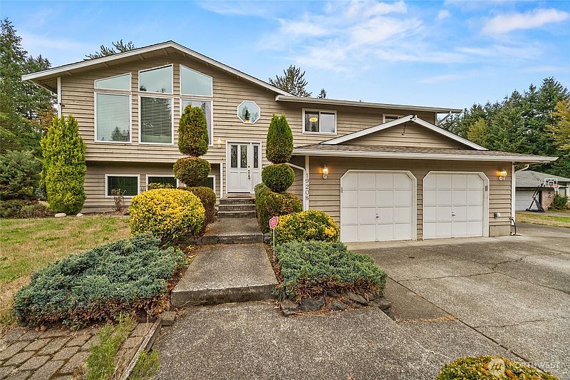 2nd image of 19208 SE 332nd Place