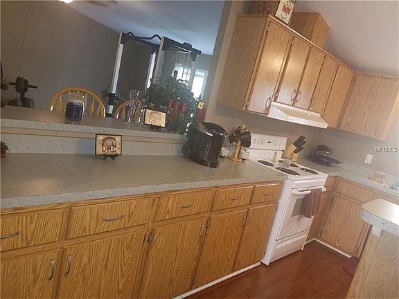 4th image of 9163 Wood Terrace Dr
