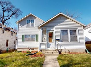 330 E Cedar St, Cherokee, IA 51012