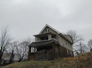 1823-1825 Reyburn Rd, Cleveland, OH 44112