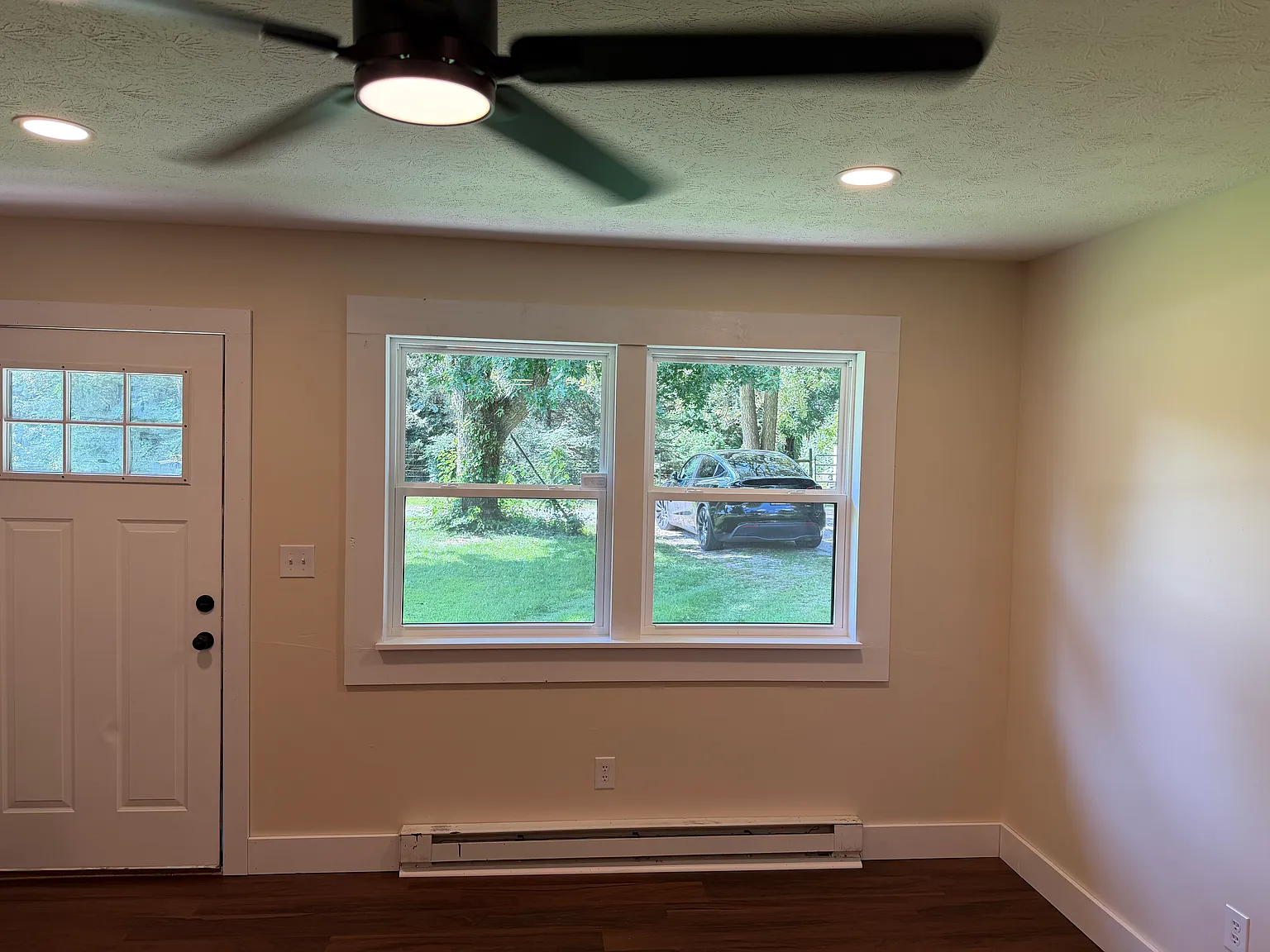 2 bed, 840 sqft, $1,000 — Photo 3