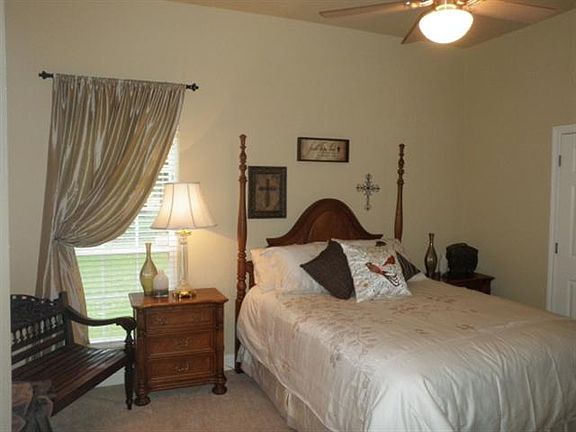5th image of 14 Oak Haven Dr