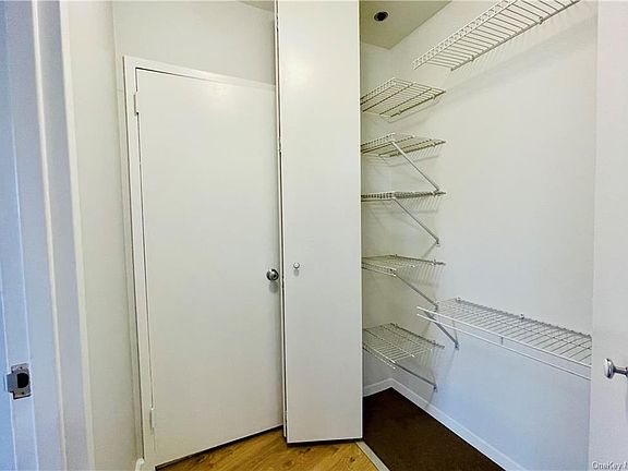 5th image of 400 Mount Pleasant Ave APT 2C