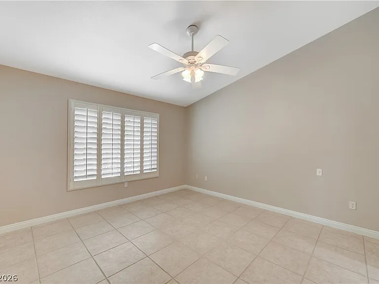 10609 Paradise Point Dr — Photo 20