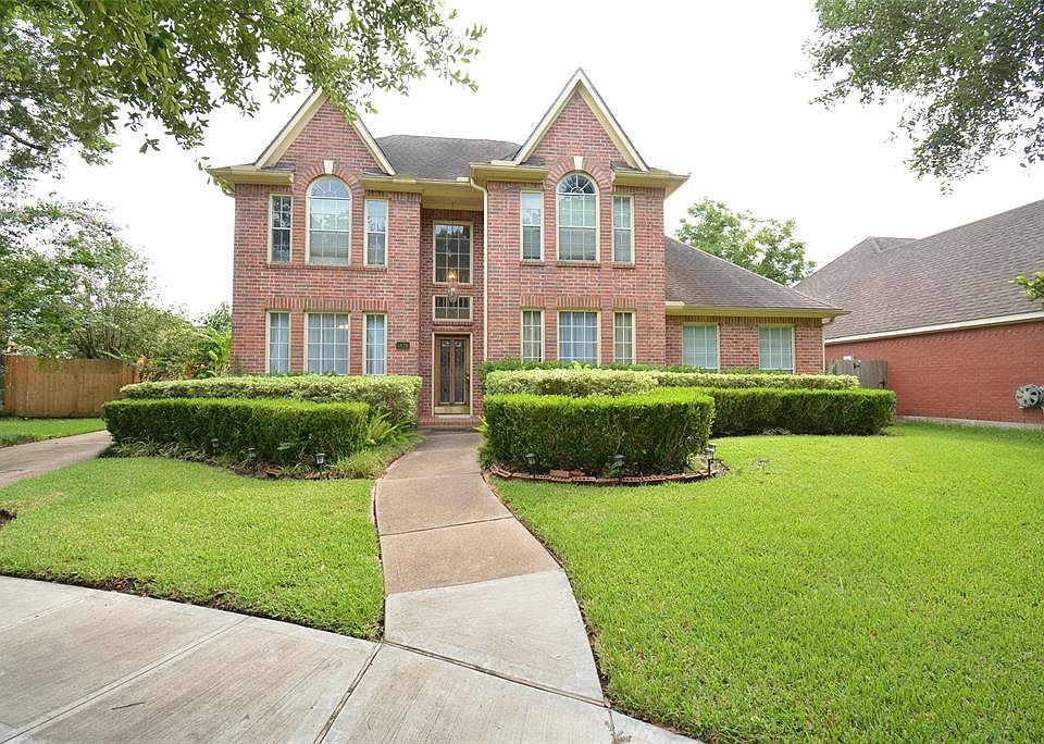 1st image of 4826 Summer Lakes Dr