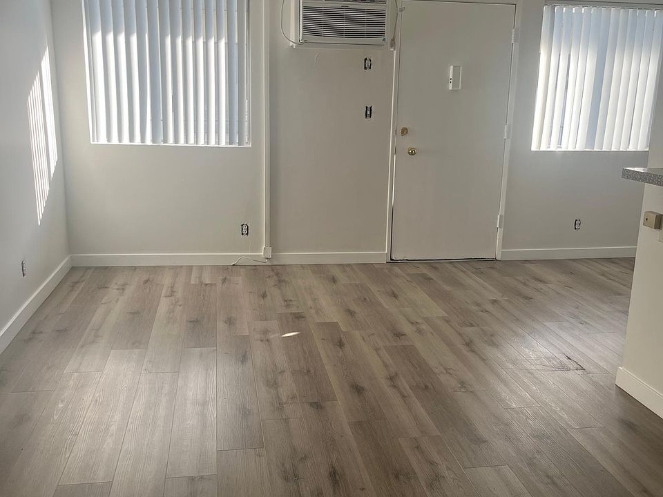 1st image of 5832 Waring Ave #218