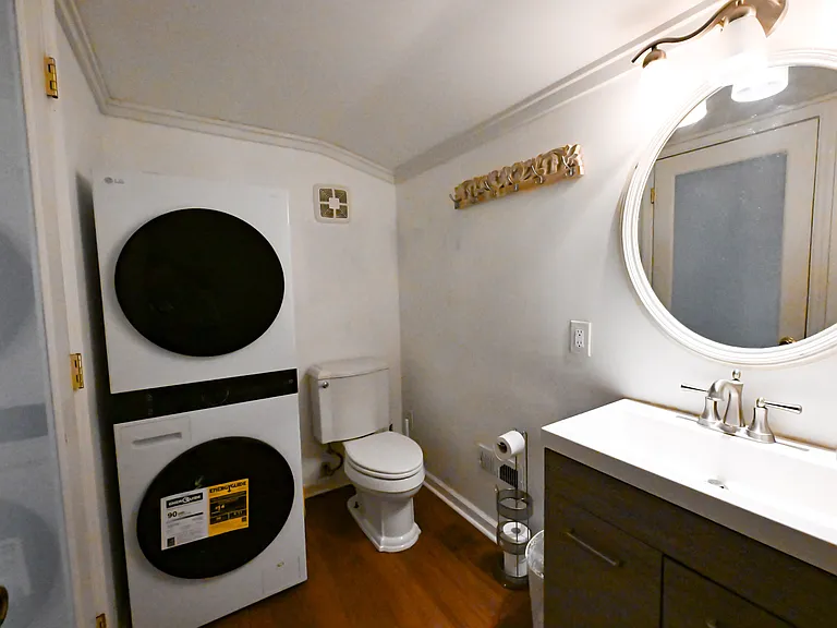 1611 Charlotte Hwy #2 — Photo 5
