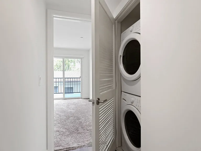 In-Suite Washer & Dryer