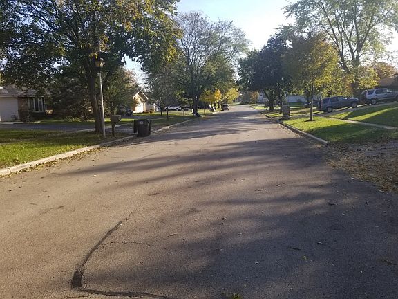 4th image of 381 S Coolidge Ave