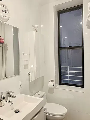 Rented by Realmart Realty LLC | media 22