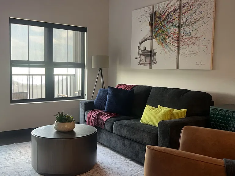 151 Lofts — Photo 142