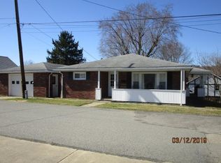 230 Clay St, Sistersville, WV 26175