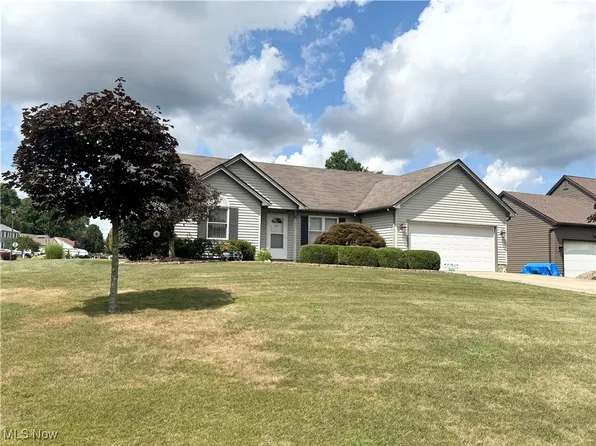 3508 42nd St, Canfield, OH 44406