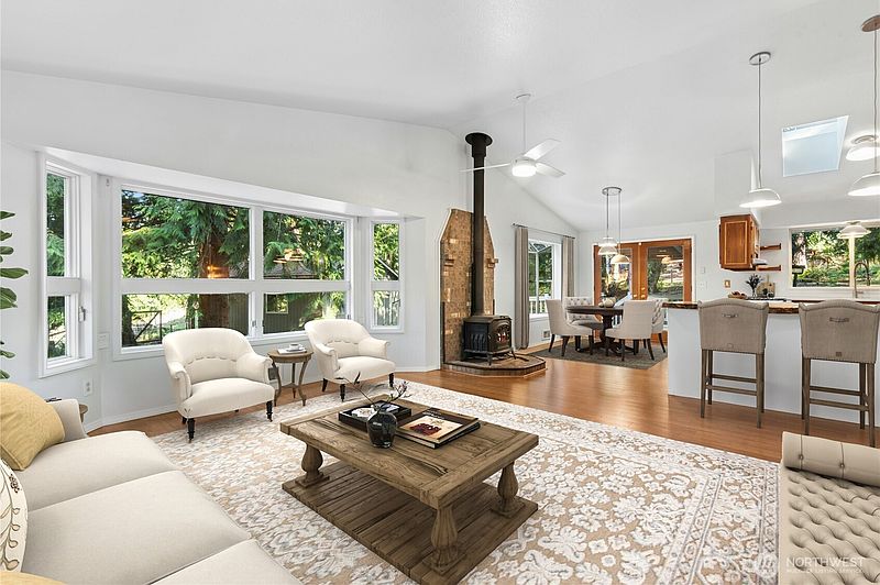 5th image of 36508 SE 27th Street