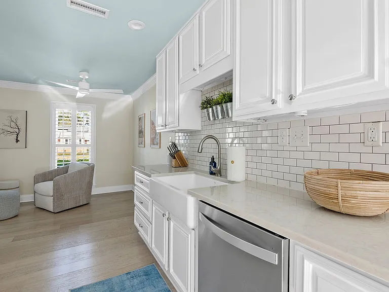 1121 Island View Dr — Photo 18