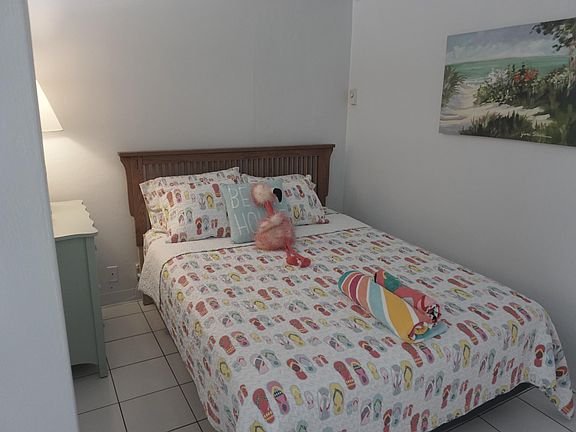 5th image of 219 S Atlantic Ave #102