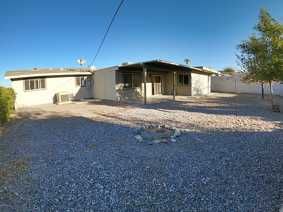 5th image of 254 Smoketree Ave S
