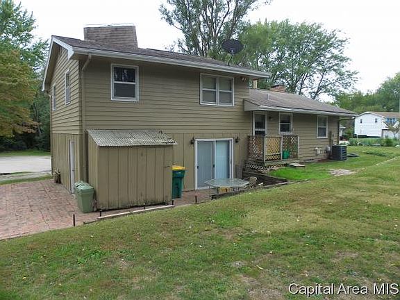 2nd image of 1279 Willow Ln